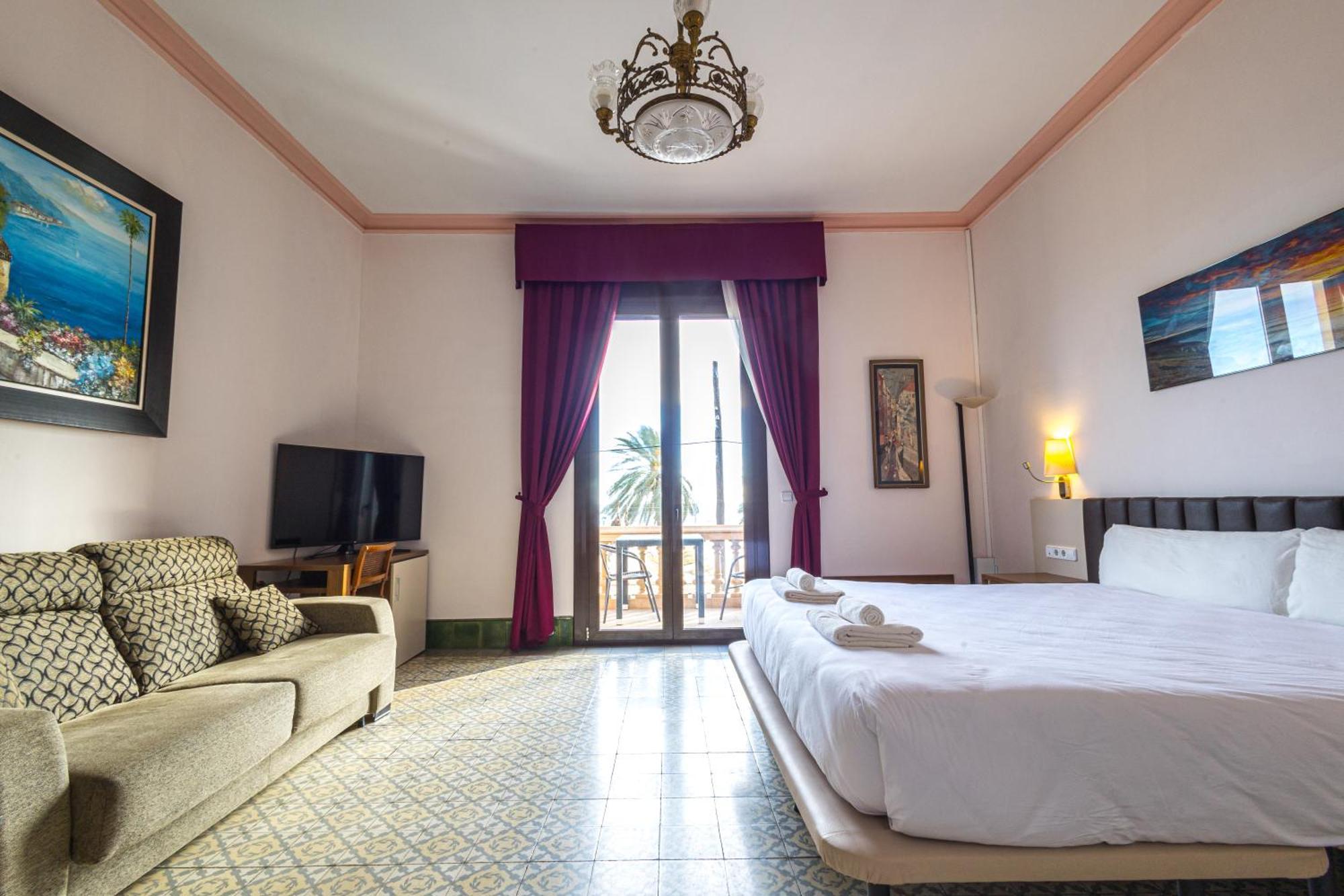Hotel Llar De Capitans Masnou Exteriér fotografie